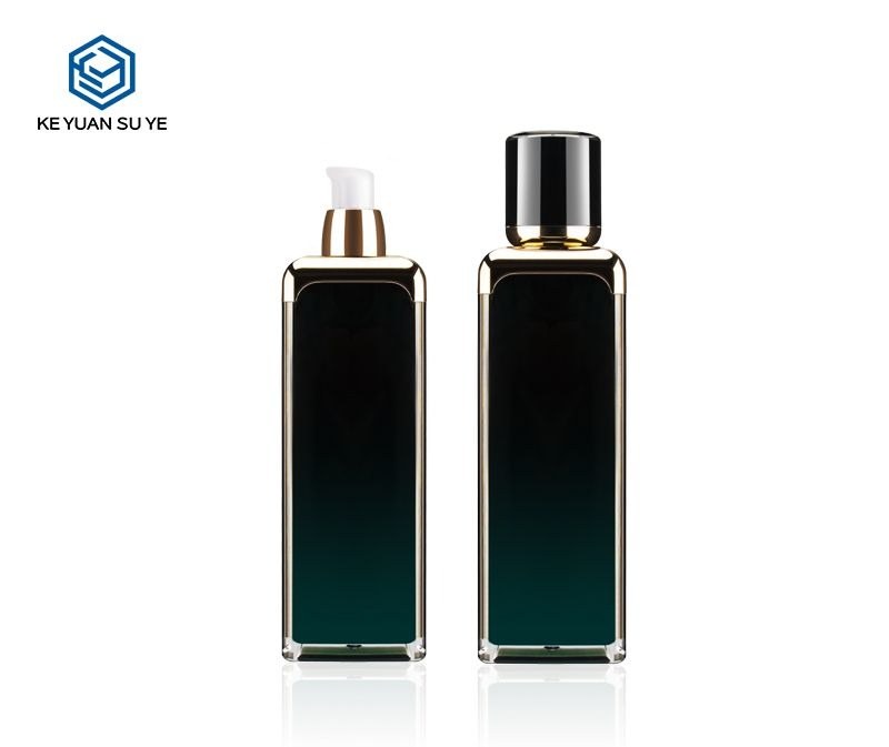 KY007AB - Chai Vuông Acrylic Cao Cấp Vai Mạ Vàng