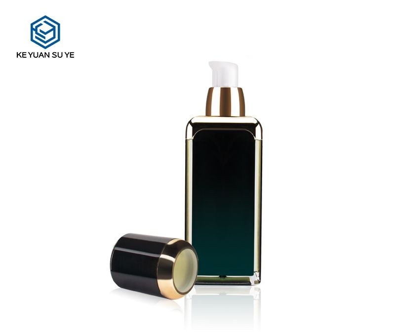 KY007AB - Chai Vuông Acrylic Cao Cấp Vai Mạ Vàng