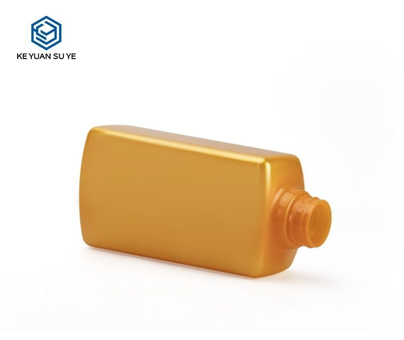 KY013 - Chai nhựa PET dung dich goi/xa 600ml nap bop