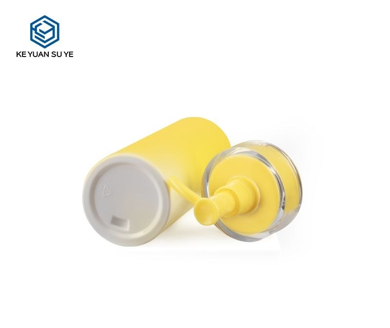 KY016 - Chai Nhựa PET Bóng Vàng Đựng Sữa Dưỡng Ẩm, Đầu Bơm Đặc Biệt