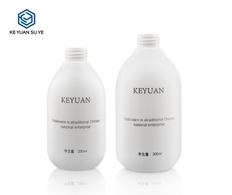 KY045 - Chai nhựa HDPE vòi bơm lotion 200ml/300ml