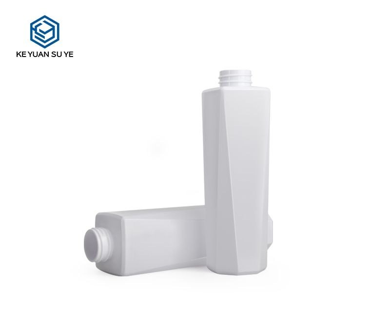 KY048 - Chai Nhựa PET Dáng Đặc Biệt 350ml Nắp Bơm Hiệu Ứng UV