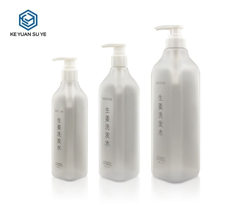 KY051 - Chai nhua PET bom Lotion 1L mat mo, dung cho dau goi, sua tam, dau xa
