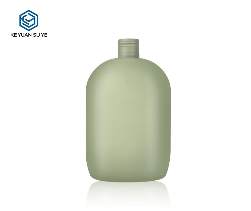 KY053 - Chai Nhua HDPE Dung Dau Goi/Sua Tam Mau Xanh 350ml, Nap Bat, Hieu Ung Soft-Touch