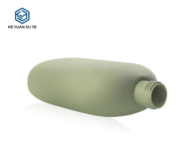 KY053 - Chai Nhua HDPE Dung Dau Goi/Sua Tam Mau Xanh 350ml, Nap Bat, Hieu Ung Soft-Touch