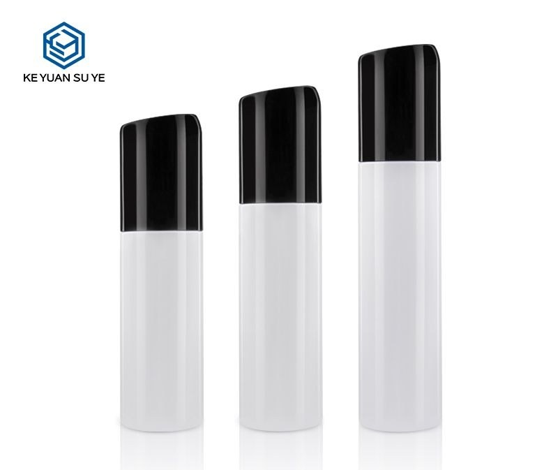 KY064 - Chai xit nap nghieng dung dich suc mieng/toner, nhua PET, 100-150ml