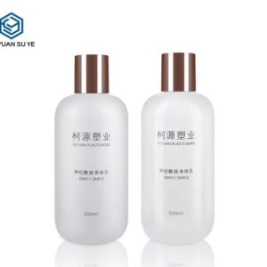 KY067 - Chai nhựa PET 500ml dung dau goi, sua tam gia dinh, nap bom hieu ung UV
