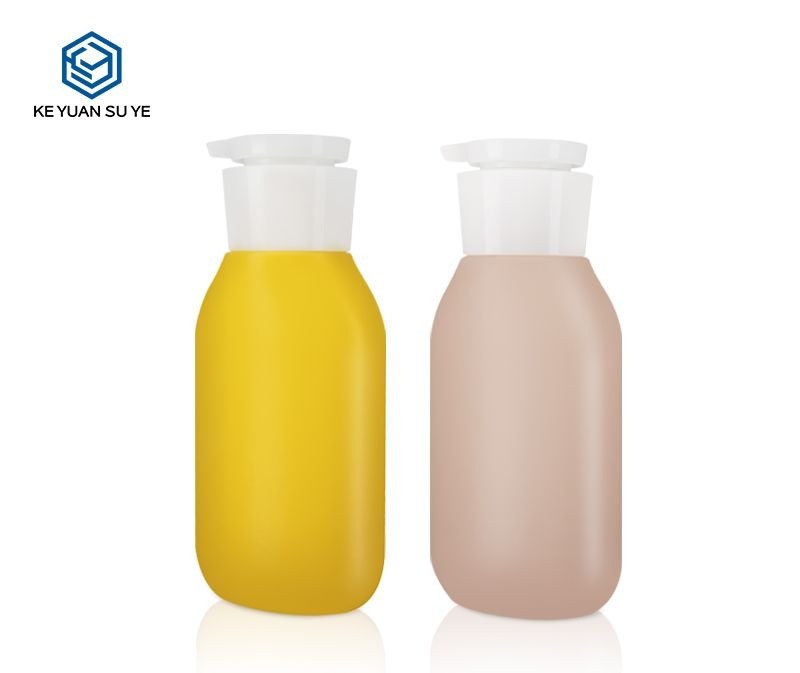 KY073 - Chai Nhua HDPE Dung Dich Duong The Cho Be 300ml Co Bom Lotion
