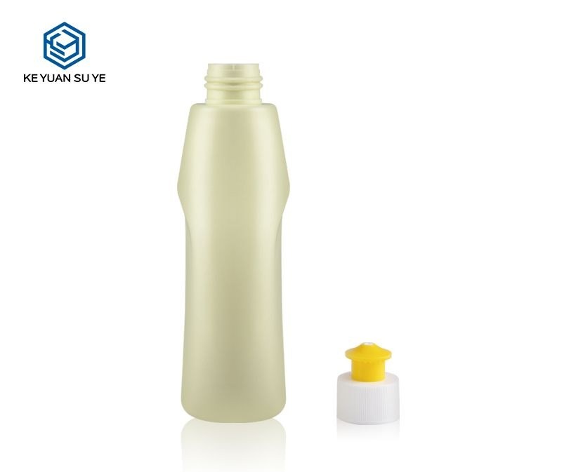 KY079 - Chai Nhua HDPE Dung Nuoc Giat 200ml