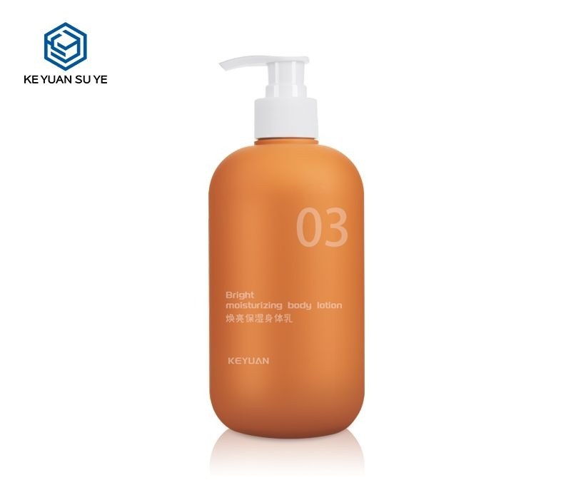 KY084 - Chai Dưỡng Thể Nhựa HDPE 500ml Bề Mặt Nhung Mềm (Soft Touch)