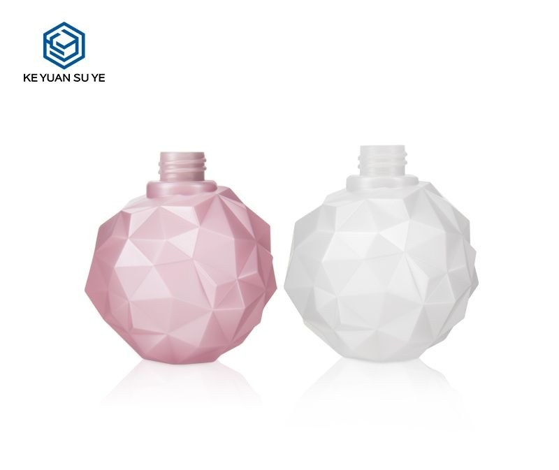 KY093 - Chai Nhựa HDPE 300ml Bơm Lotion Kiểu Dáng Cầu Sang Trọng Cho Khách Sạn