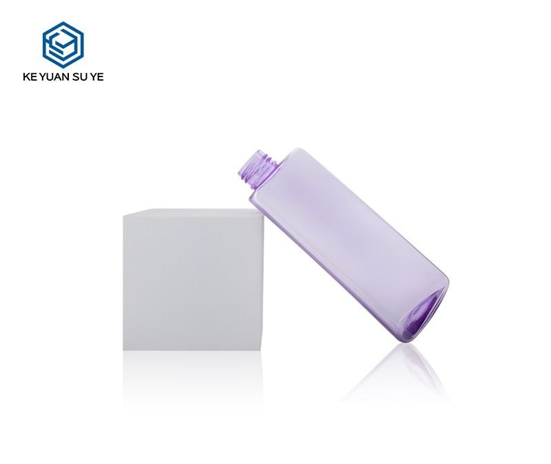 KY098 - Chai Nhựa PET Hình Tam Giác Độc Đáo 200ml Cho Nước Tẩy Trang & Mỹ Phẩm
