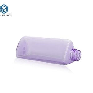KY098 - Chai Nhựa PET Hình Tam Giác Độc Đáo 200ml Cho Nước Tẩy Trang & Mỹ Phẩm