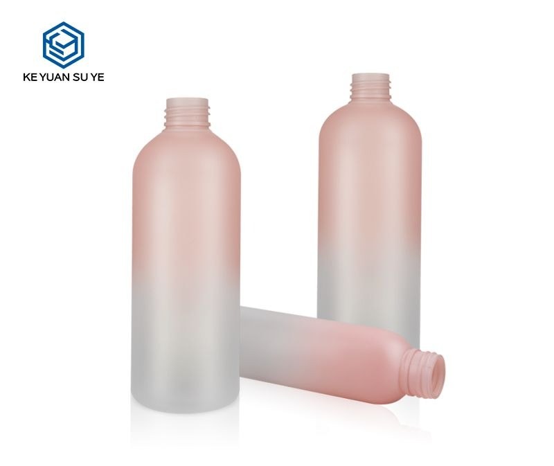 KY099 - Chai Nhua PET Sua Tam Mau Hong Gradient, Nap Bom Dac Biet Hieu Ung UV