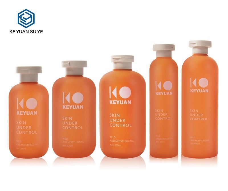 KY111-2 - Chai Nhua HDPE Dung Sua Tam/Body Lotion Dong Cam, Be Mat Soft Touch