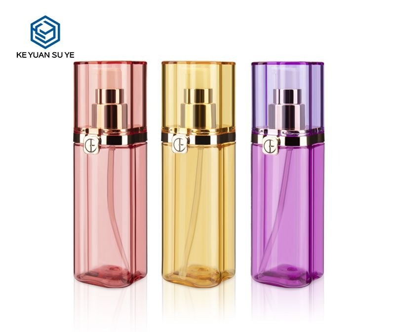 KY119 - Chai nhựa PET mỹ phẩm họa tiết cỏ bốn lá, vòi bơm lotion cao cấp