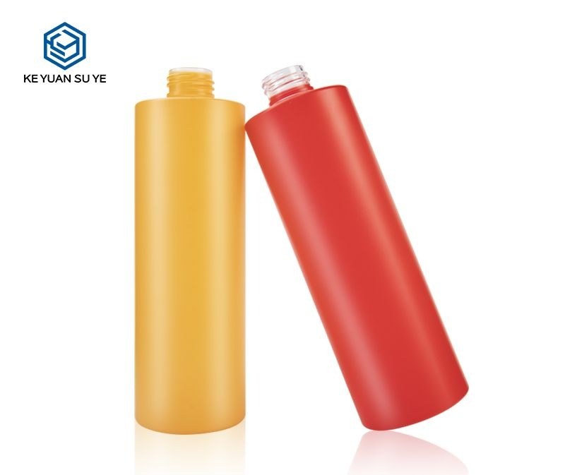 KY120 - Chai nhua PET 300ml dung dau goi, sua tam, dau xa kieu My, be mat bong/mo nhieu mau