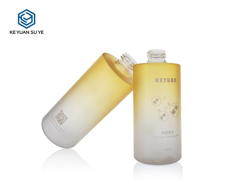 KY131 - Chai Nhựa PET Bơm Gradient Vàng Đựng Dầu Gội, Sữa Tắm, Dầu Xả 250ml/300ml/500ml