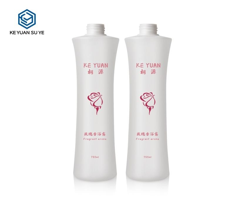 KY166 - Chai Nhựa HDPE Eo Thon 750ml Vai Bẹt Kèm Vòi Xịt, Tùy Chỉnh Kích Thước