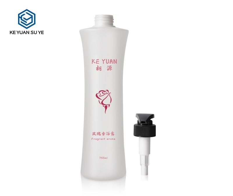 KY166 - Chai Nhựa HDPE Eo Thon 750ml Vai Bẹt Kèm Vòi Xịt, Tùy Chỉnh Kích Thước