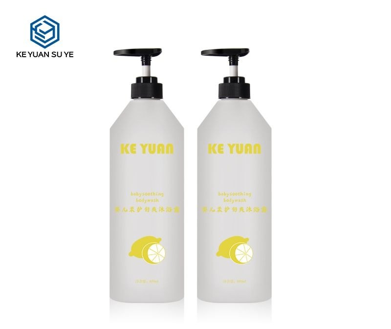 KY168 - Chai Bơm Lotion Nhựa HDPE Cao Cấp 650ml