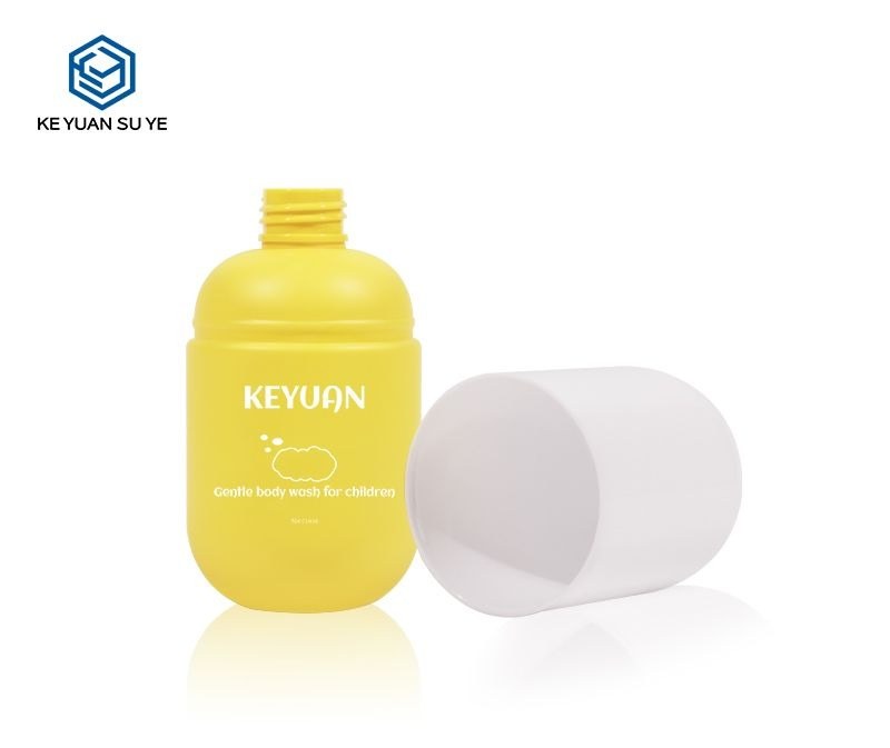 KY173 - Chai xit dang vien nang 210ml, nhua PET, dung cho my pham va nuoc tay trang