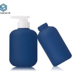 KY200-1 - Chai nhua HDPE 300ml co bom, dung cho dau goi va sua tam