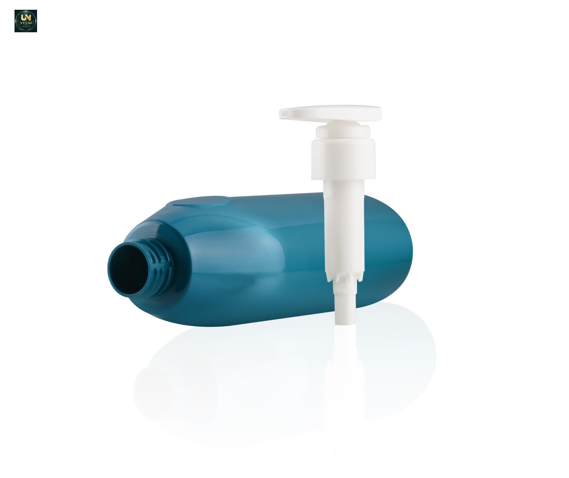 KY225 - Chai Nhựa Dầu Gội 600ml Dáng Dẹt Màu Xanh Dương, Vòi Bơm Cao Cấp