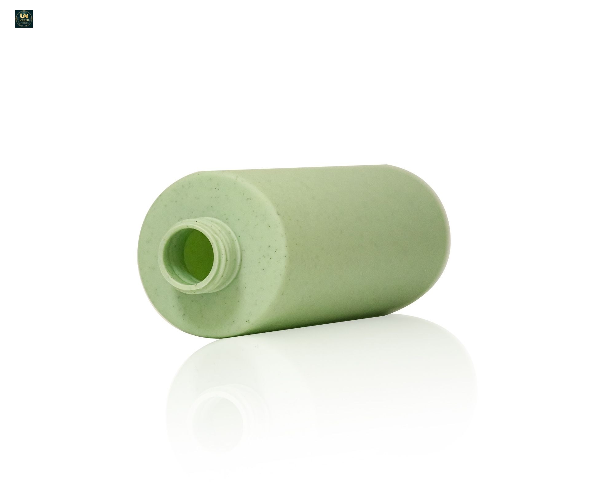 KY234 - Chai nhua PE tron 250ml PCR tai che dung voi pump trang