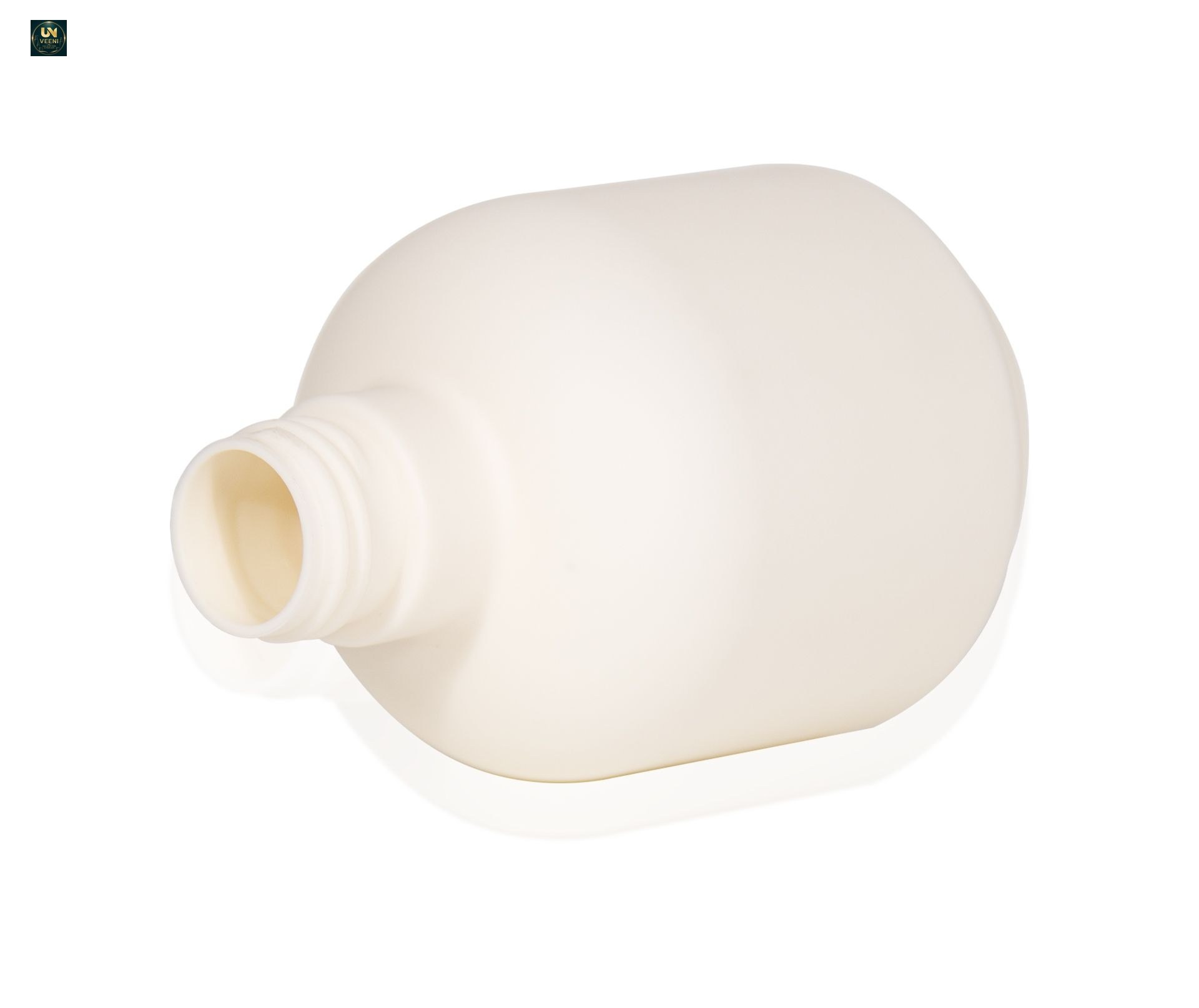 KY249 - Chai Nhua HDPE 250ml Kieu Dang Moi Dung Cho Sua Duong The