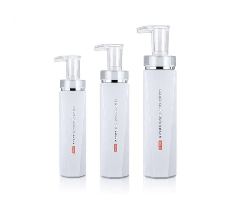 Chai Nhựa PET Dáng Đặc Biệt 350ml Nắp Bơm Hiệu Ứng UV - KY048