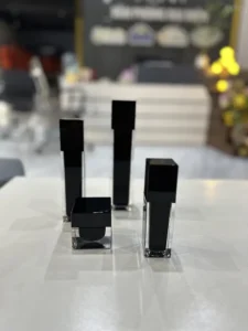 Vỏ son dạng thỏi màu đen vuông cao cấp