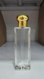 Chai nước hoa thủy tinh vuông 50ml nắp vàng