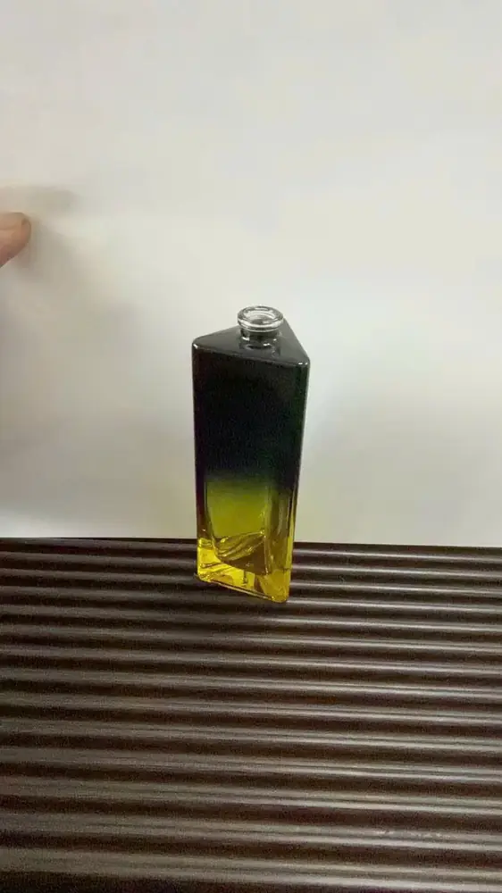 Chai nước hoa thủy tinh ombre vàng đen